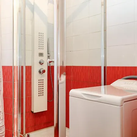 아파트 Joivy Inviting 1br Flat Near Citylife District 밀라노